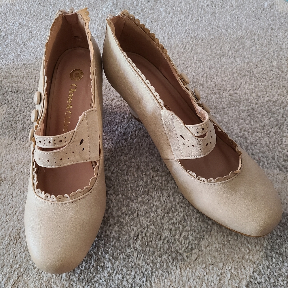 Bundle of Vintage Style Heels/Flats (EUC)!